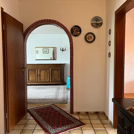 Apartment Schone 3-zimmer-wohnung Nahe Dusseldorf Flughafen Und Messe