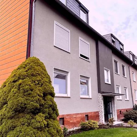 Schone 3-zimmer-wohnung Nahe Dusseldorf Flughafen Und Messe Apartment *