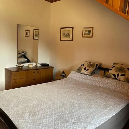 Schone 3-zimmer-wohnung Nahe Dusseldorf Flughafen Und Messe